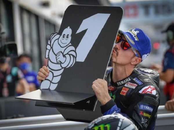 Maverick Vinales saat meraih kemenangan di seri MotoGP Emilia Romagna di Sirkuit Misano/Image: Getty