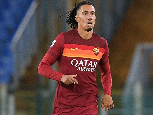 Chris Smalling saat memperkuat AS Roma di musim lalu.