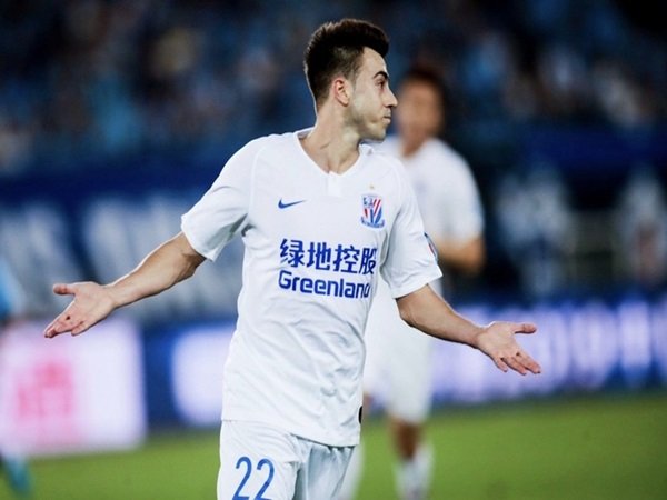 Lazio rela melepas Correa demi El Shaarawy