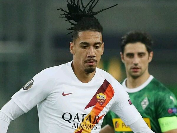 AS Roma kembali ambil langkah untuk rekrut Chris Smalling