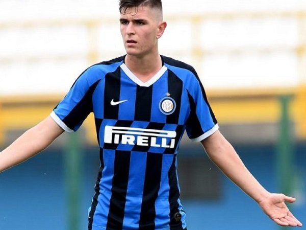 Bek muda Inter Milan, Lorenzo Pirola
