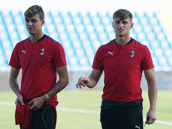Daniel Maldini bersama Lorenzo Colombo