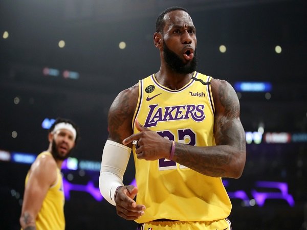 Steve Kerr menilai LeBron James makin garang ketika membela Los Angeles Lakers.