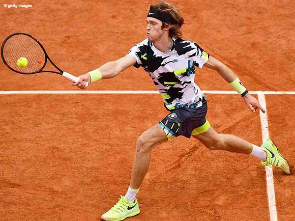 Andrey Rublev harus bermain ekstra keras demi melaju ke perempatfinal French Open 2020