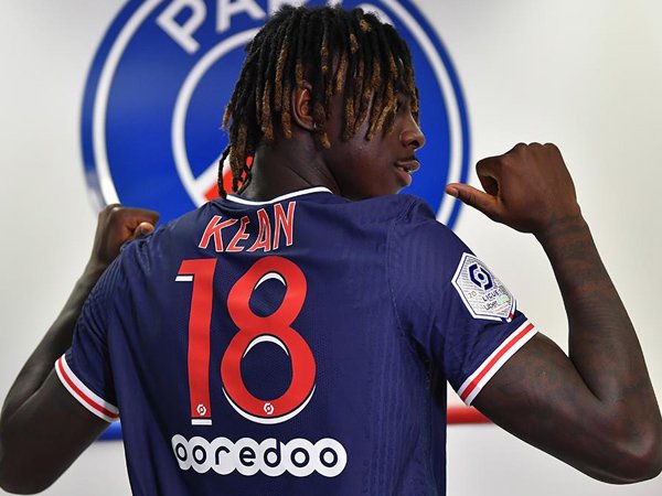 Striker anyar PSG, Moise Kean.