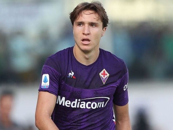 Federico Chiesa segera gabung Juventus.
