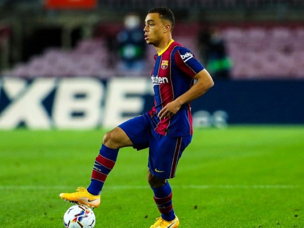 Bek anyar Barcelona, Serginho Dest. (Images: Barcelona)
