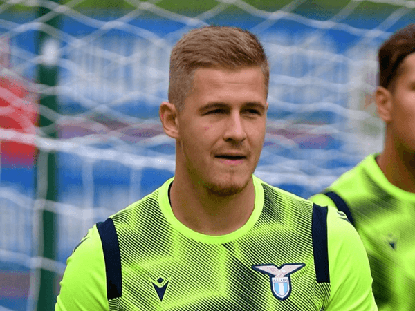 Lazio pinjamkan Marius Adamonis ke Salernitana