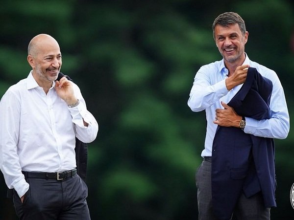 Petinggi Milan Gazidis dan Maldini