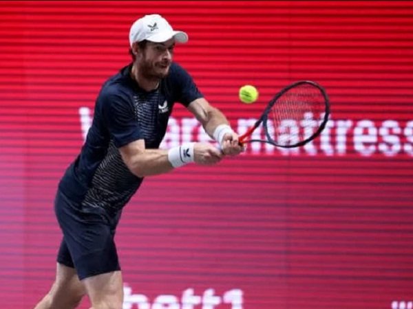 Andy Murray kurang beruntung di babak pertama bett1HULKS Indoors  [image: Christof Koepsel]