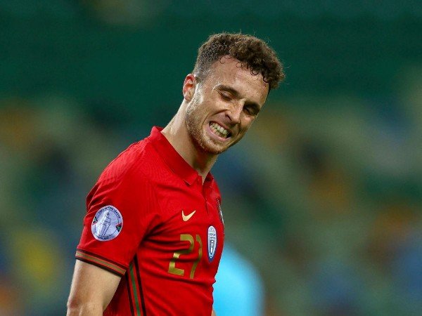 Diogo Jota menggantikan Cristiano Ronaldo yang terpapar Covid-19