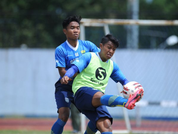Mario Jardel ketika berlatih bersama Persibr