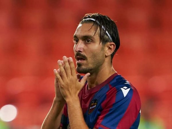 Atletico Madrid incar servis Jose Campana