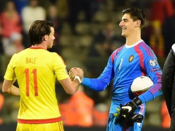 Gareth Bale bersama Thibaut Courtois. (Images: Getty)
