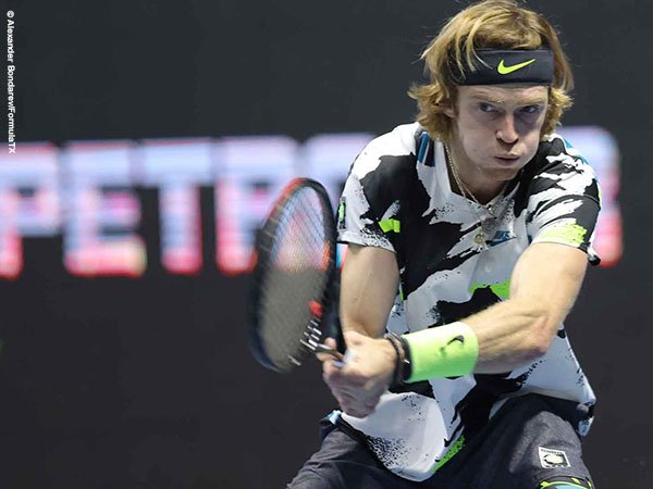 Andrey Rublev memenangkan perempatfinal St. Peterburg Open 2020 dengan meyakinkan