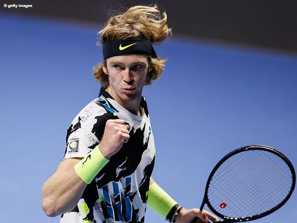 Lumpuhkan Denis Shapovalov, Andrey Rublev melaju ke final St. Petersburg Open 2020
