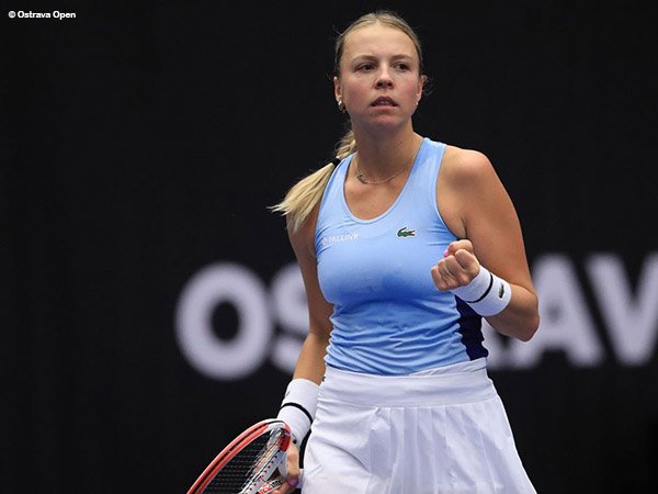 Anett Kontaveit butuh tiga set untuk melalui babak pertama Ostrava Open