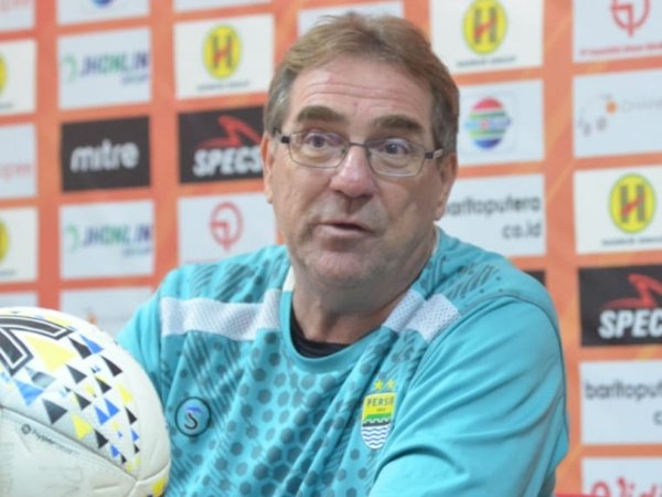 Pelatih Persib, Robert Rene Alberts