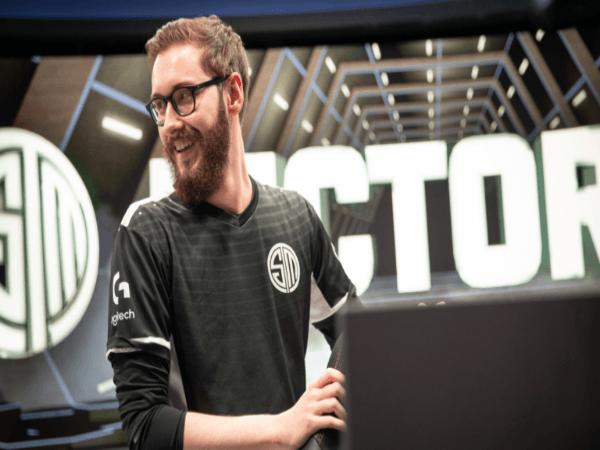Bjergsen mulai karir sebagai pelatih usai pensiun dari pro player