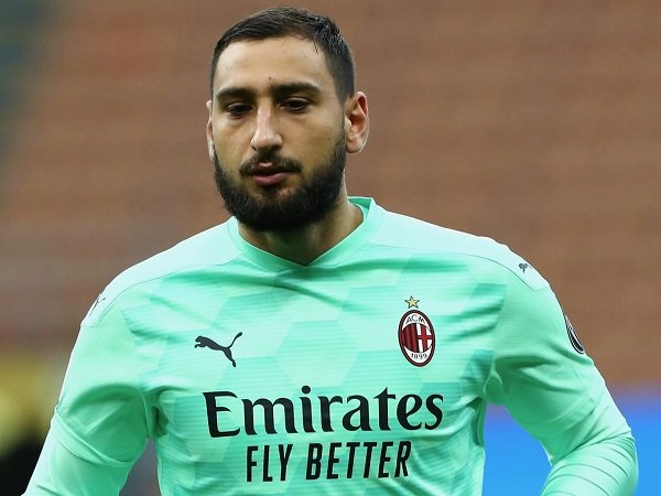 Gianluigi Donnaruma absen dalam laga AC Milan vs AS Roma karena tertular Virus Corona.