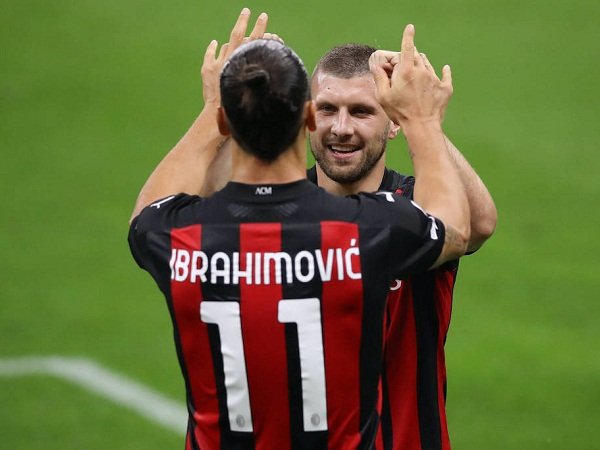 Zlatan Ibrahimovic andalan lini serang Milan