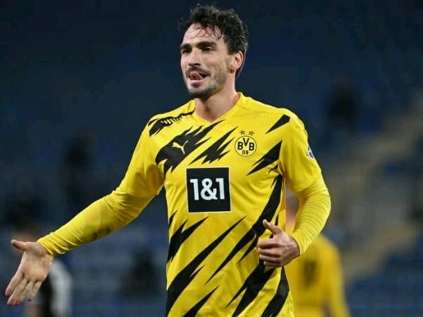 Pulih dari cedera, Mats Hummels kembali latihan