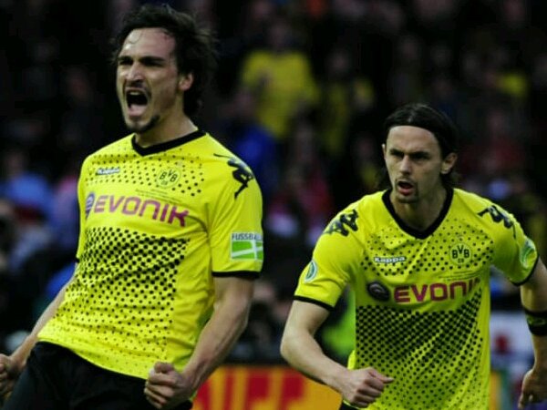 duo Mats Hummels dan Neven Subotic pernah jadi salah satu pasangan bek terkuat Eropa