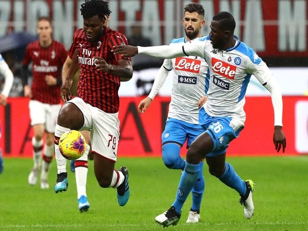 Christian Abbiati menyebut AC Milan dan Napoli sebagai dua tim penantang gelar Serie A musim ini / via EPA