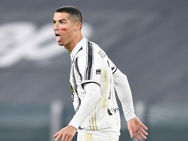 Cristiano Ronaldo dijamin bertahan di Juventus.