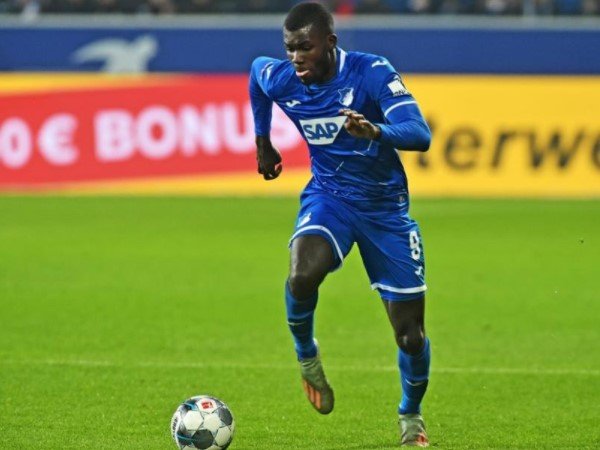 Melayro Bogarde Jadi Incaran AC Milan dan Barcelona