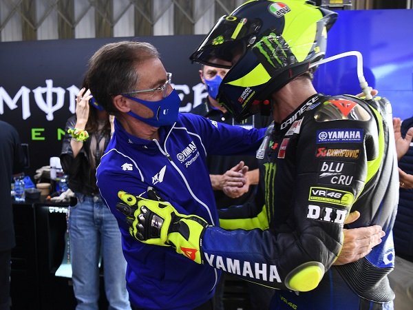 Lin Jarvis coba ikhlas lepaskan Valentino Rossi.