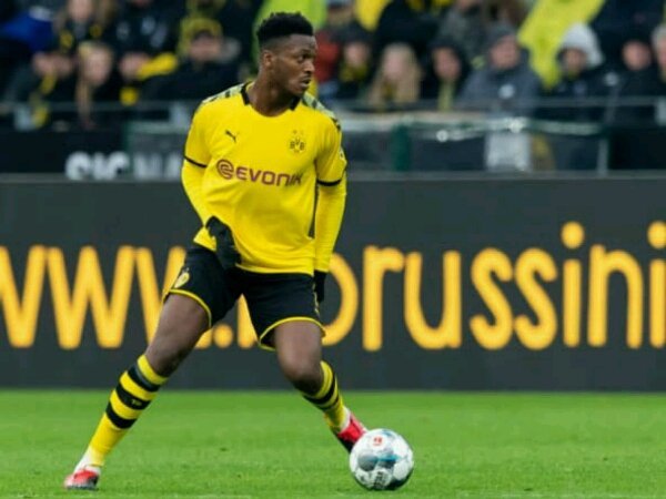 Dan-Axel Zagadou Ingin Segera Bermain Bersama Dortmund