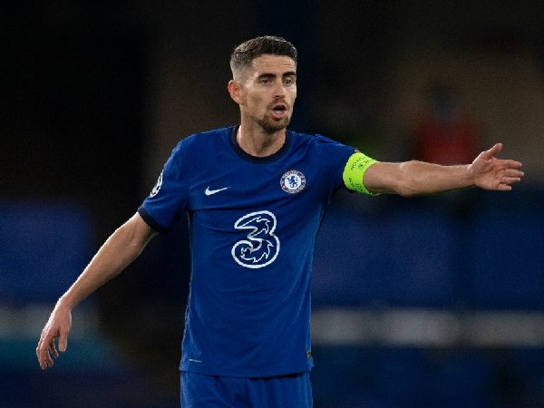 Mulai kehilangan tempat di skuad utama Chelsea, Jorginho tak khawatir.