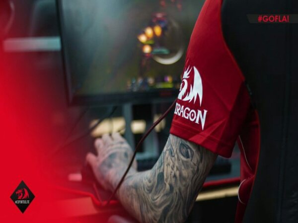 Simplicity Esports Resmi Jalin Kerjasama Sponsorship dengan Redragon