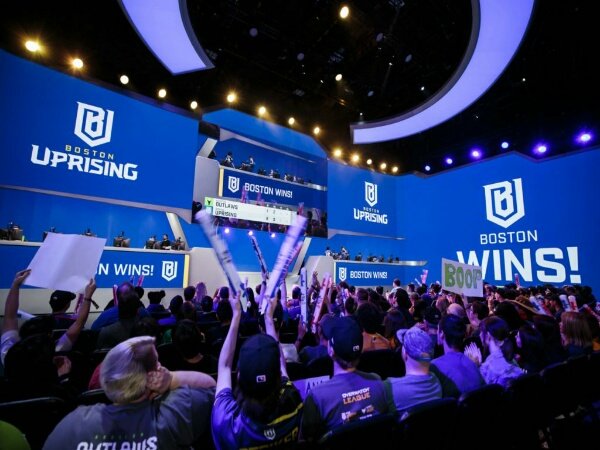 Boston Uprising Rekrut Eks Pemain Tank Shanghai Dragons Stand1