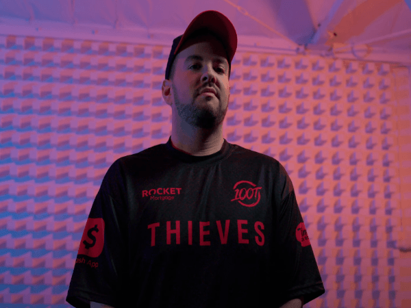 Hiko Sebut Ketenangan Faktor 100 Thieves Bisa Comeback atas T1