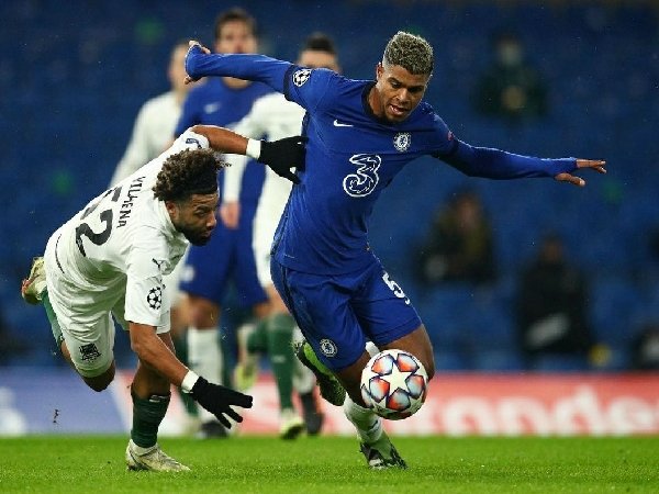 Frank Lampard mengindikasikan akan memberi lebih banyak kesempatan bermain pada Faustino Anjorin di tim utama Chelsea.