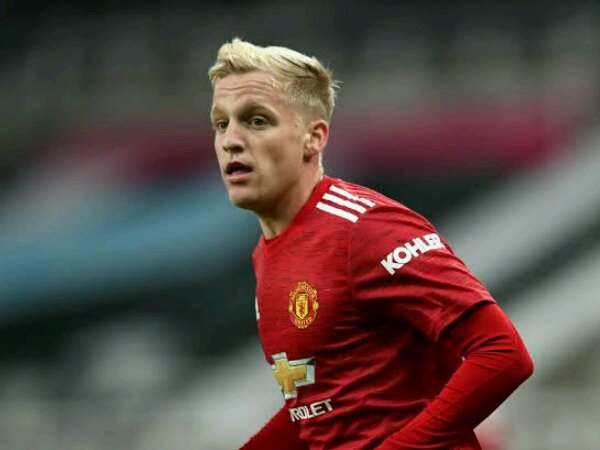 Andy Cole meyakini bahwa Donny van de Beek akan segera menunjukkan kemampuannya di MU