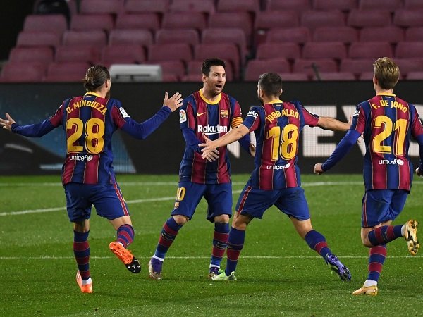 Barcelona berhadapan dengan Valencia dalam pertandingan lanjutan La Liga.