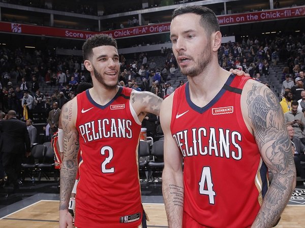 JJ Redick instruksikan Lonzo Ball untuk lebih percaya diri lepaskan tembakan.
