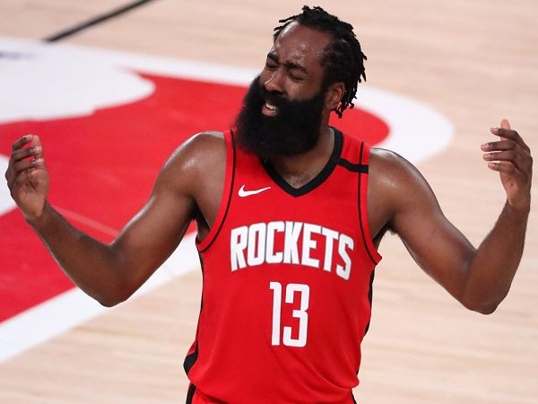 Situasi James Harden dalam skuat Houston Rockets makin runyam.