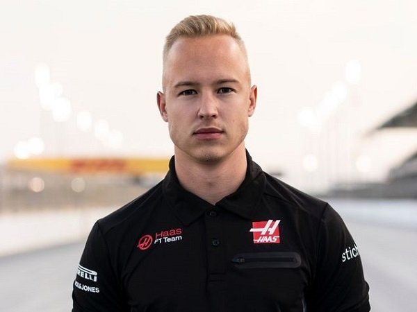Haas tetap pertahankan Nikita Mazepin di skuatnya.
