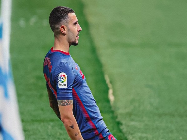 Hermoso merayakan golnya ke gawang Sociedad