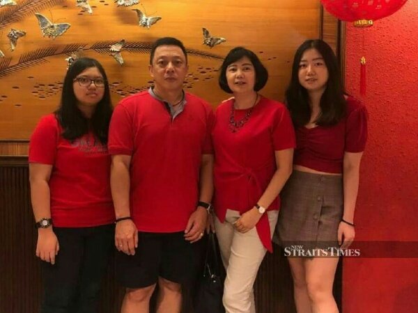 Tak Kembali ke Indonesia, Paulus Firman Rayakan Natal di Kuala Lumpur