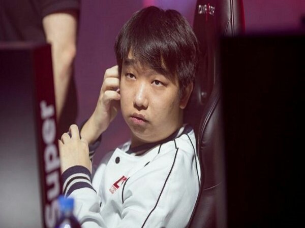 RNG Taklukan Tim Aster 3-2 untuk Raih Gelar Huya Dota 2 Invitational