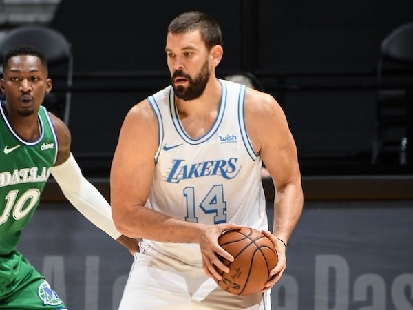 LeBron James puji Marc Gasol karena punya IQ bermain yang cerdas.