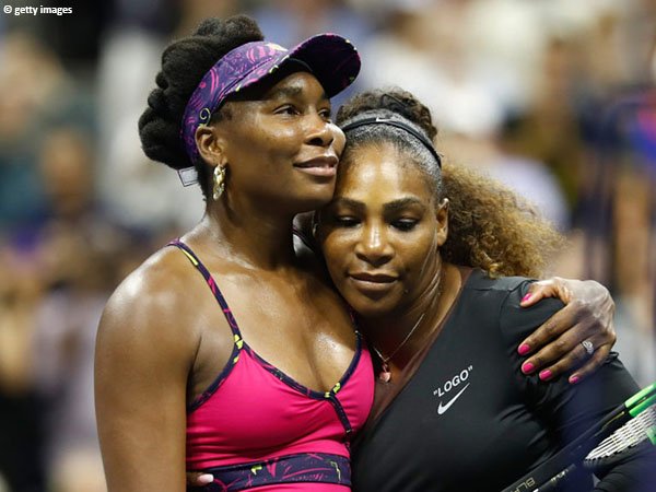 Serena Williams [kanan] melihat sosok sang kakak, Venus Williams [kiri] sebagai inspirasi