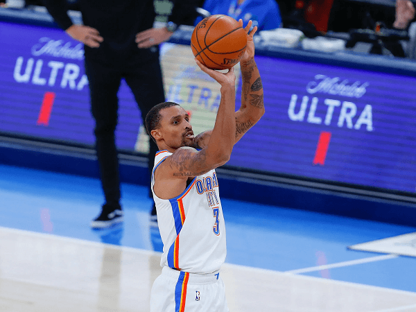 Brooklyn Nets mungkin saja rekrut George Hill untuk gantikan Spencer Dinwiddie yang cedera.