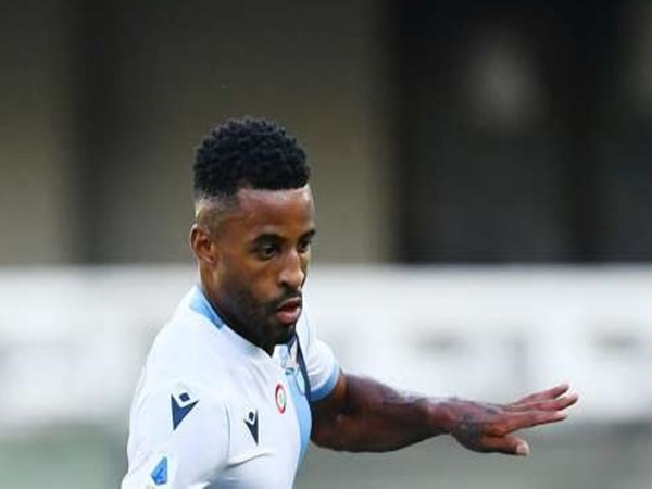 Defender Lazio diminati Crotone
