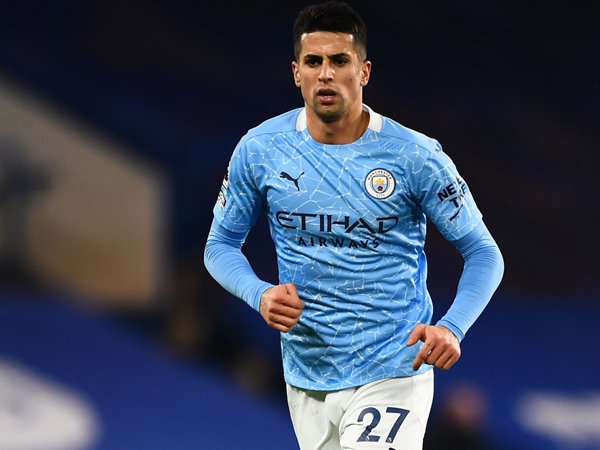 Bek sayap Manchester City, Joao Cancelo.